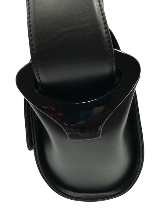 Louis Vuitton Black Epi Leather Flap Top Magnetic Snap Closure Shoulder Bag Black / GM
