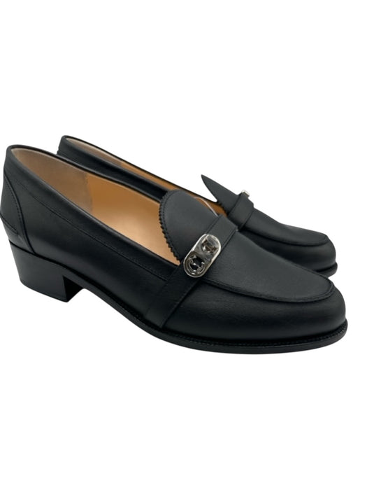 Christian Louboutin Shoe Size 40 Black Leather Upper Logo Detail Slip On Loafers Black / 40