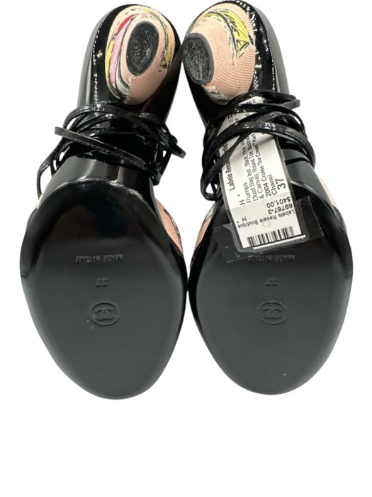 Chanel Shoe Size 37 Black, Pink, White Leather & Canvas Round Toe Pumps Black, Pink, White / 37