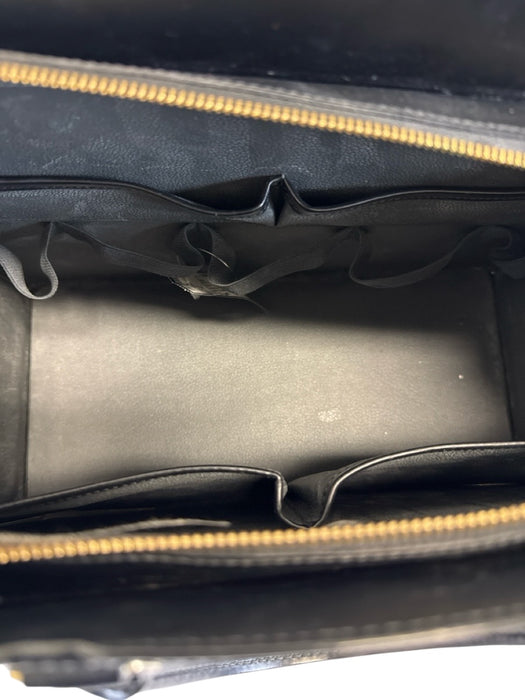Louis Vuitton Black Epi Leather Zip Close Logo Front Pocket Rolled Handles Bag Black / Large