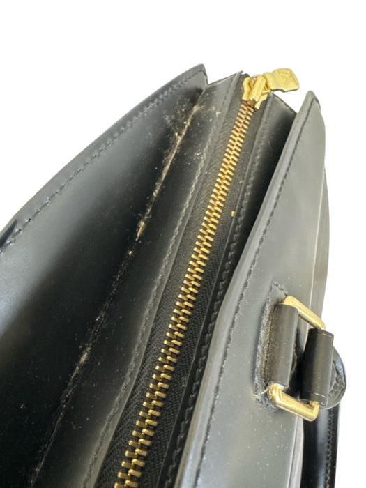 Louis Vuitton Black Epi Leather Zip Close Logo Front Pocket Rolled Handles Bag Black / Large