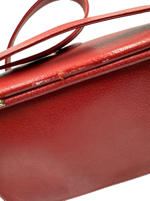 Gucci Red Leather Magnetic  Flap Gold Hardware Buckle Detail shoulder strap Bag Red / S