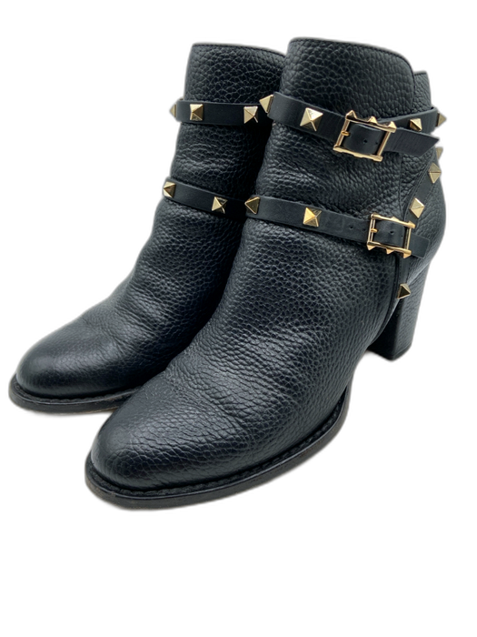Valentino Garavani Shoe Size 37 Black & Gold Pebbled Leather Round Toe Booties Black & Gold / 37