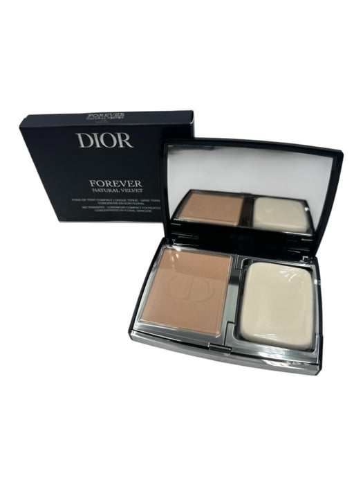 Dior Black & Silver Foundation Compact Makeup Cosmetic Black & Silver