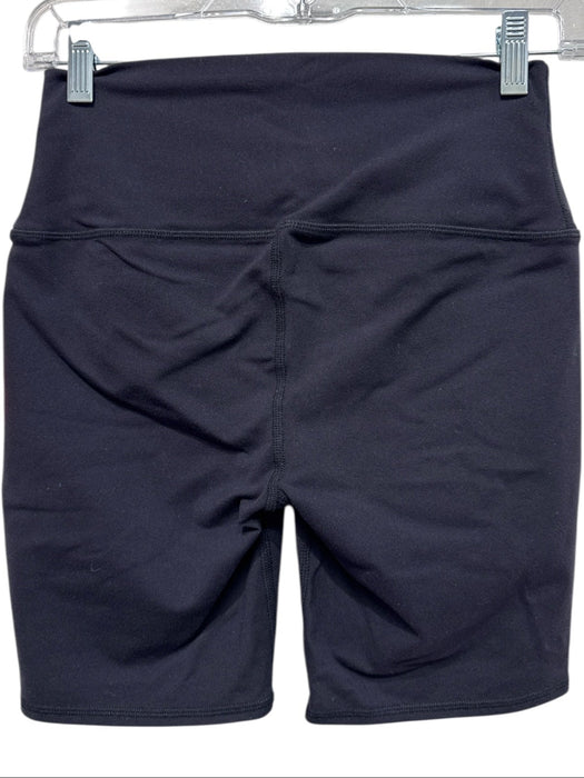 Alo Size Medium Black Elastic Waist Biker Shorts Black / Medium