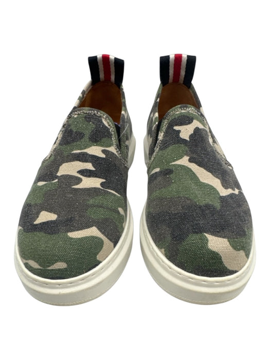 Veronica Beard Shoe Size 37 Green, Tan & Black Canvas Round Toe Camo Sneakers Green, Tan & Black / 37