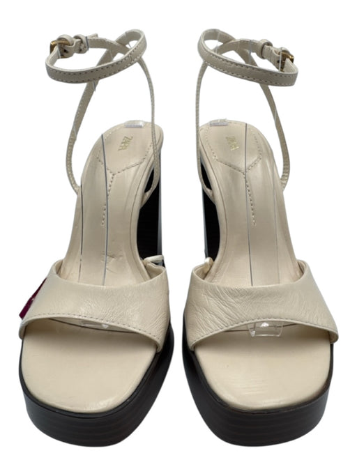 Zara Shoe Size 37 / 6.5 Creme Leather Wood Base Platform Square Toe Sandals Creme / 37 / 6.5