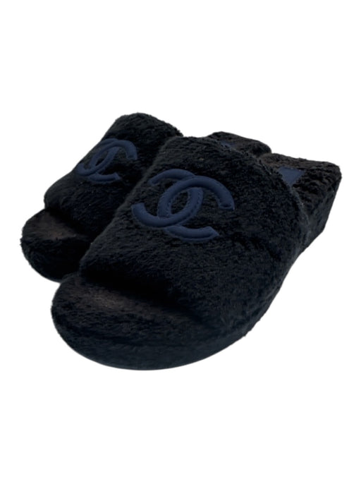 Chanel Shoe Size 38 Black & Navy Blue Terry Cloth CC Logo Slide Wedge Sandals Black & Navy Blue / 38