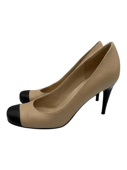 Chanel Shoe Size 36.5 Beige & Black Leather Upper Toe cap Logo Detail Heel Pumps Beige & Black / 36.5