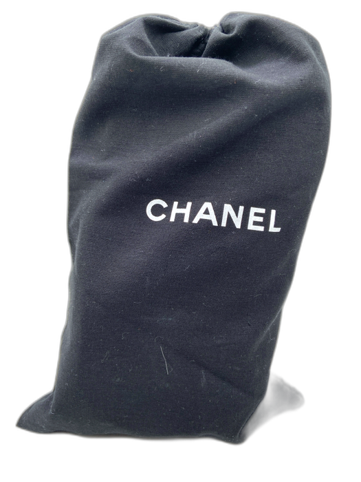Chanel Shoe Size 38 Black Leather Camellia Dustbag Inc. Flats Black / 38