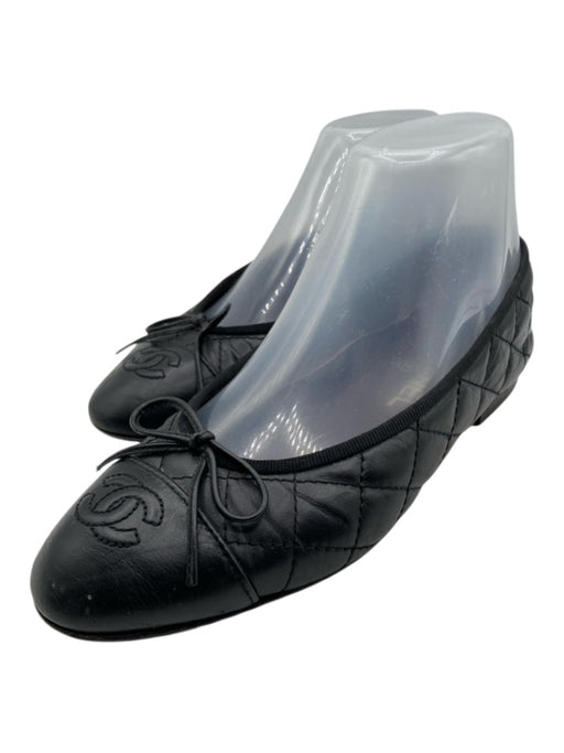 Chanel Shoe Size 37 Black Leather Quilted Cap Toe Bow Vintage Flats Black / 37