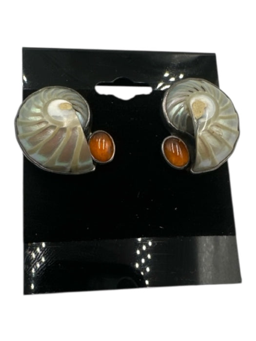 AKR Amy Kahn Russell White Sterling Silver Clip Ons sea shell Earrings White
