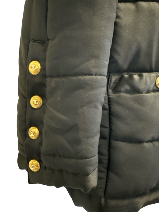 Chanel Boutique Size XS Black No Fabric Tag Down Fill Quilted Gold button Jacket Black / XS