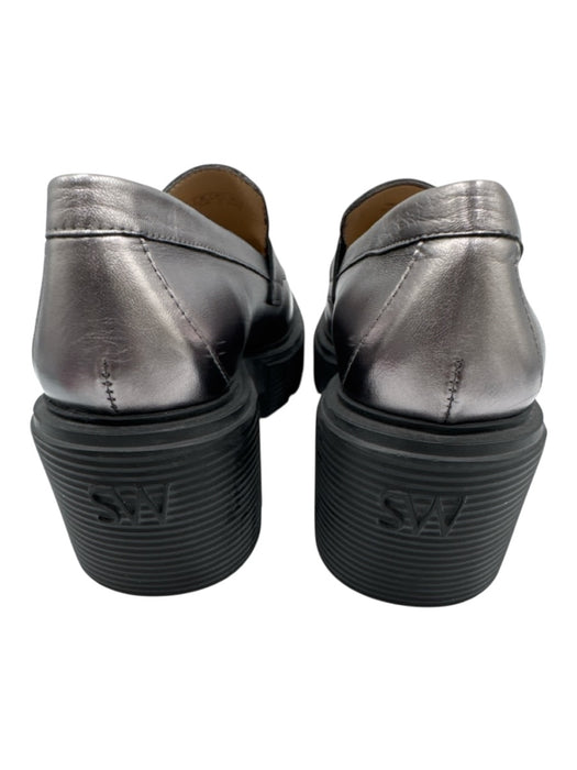 Stuart Weitzman Shoe Size 6.5 Gunmetal Silver Leather Upper Lug Sole Loafers Gunmetal Silver / 6.5