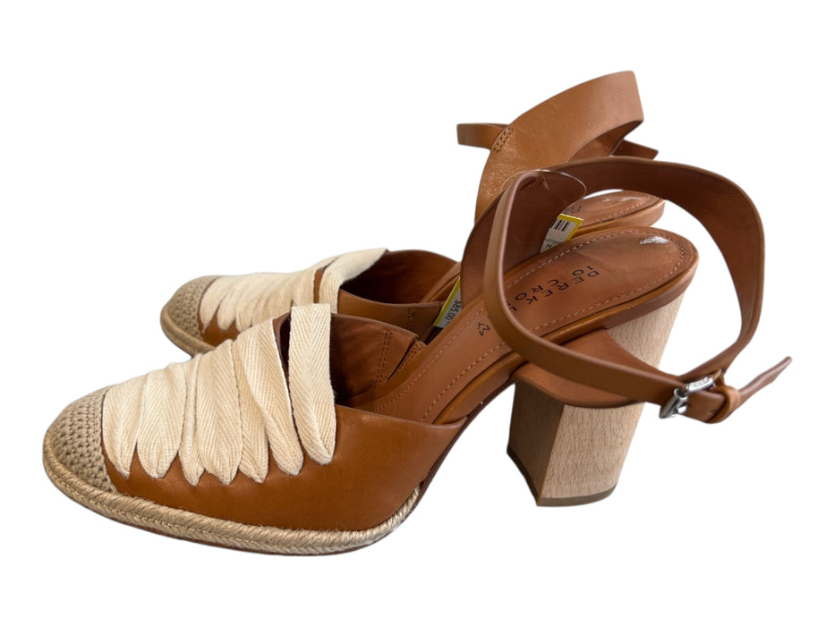 Derek Lam 10 Crosby Shoe Size 7.5 Caramel Leather & Wood Pointed Toe Shoes Caramel / 7.5