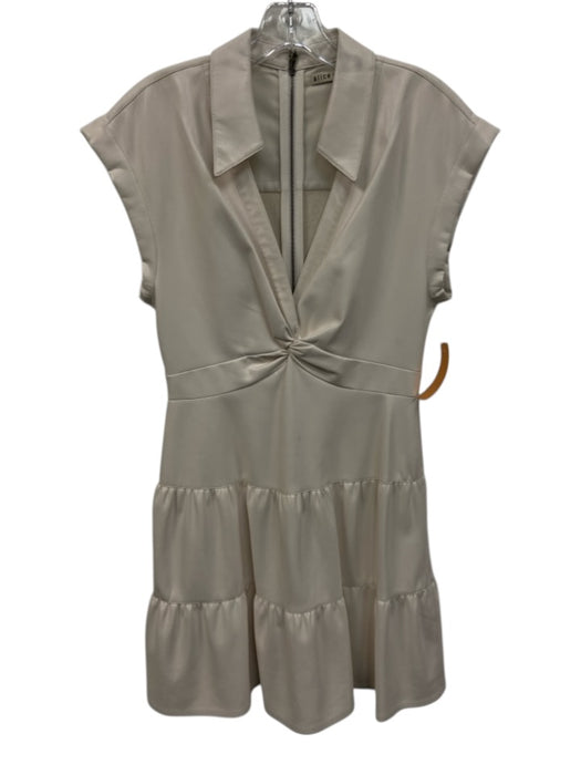 Alice + Olivia Size 6 Off White Polyurethane Short Sleeve faux leather Dress Off White / 6