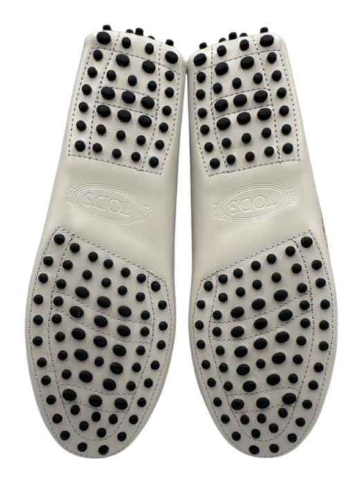 Tod's Shoe Size 38 White & Beige Leather Round Toe Logo Whipstich Detail Loafers White & Beige / 38