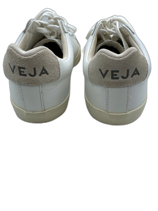 Veja Shoe Size 6 White Leather Round Toe lace up Low Top Sneakers White / 6