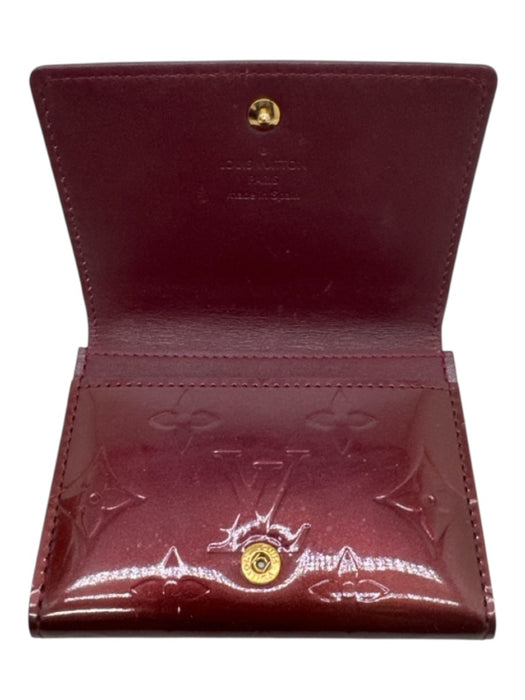 Louis Vuitton Maroon Red Leather Glossy embossed monogram Snap Wallets Maroon Red
