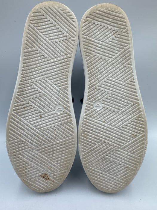 Softwaves Shoe Size 37 Dusty Blue Leather Upper Round Toe Laser Cut Sneakers