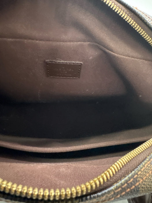 Louis Vuitton Brown & Beige Leather Damier Zip Pockets Men's Bag