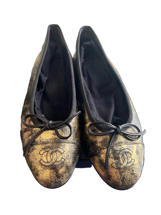 Chanel Shoe Size 36.5 Gold & Black Leather Ballet Flat Logo Bow Detail Shoes