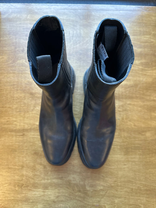 Loeffler Randall Shoe Size 9 Black Leather Rubber Sole Platform Chelsea Boots