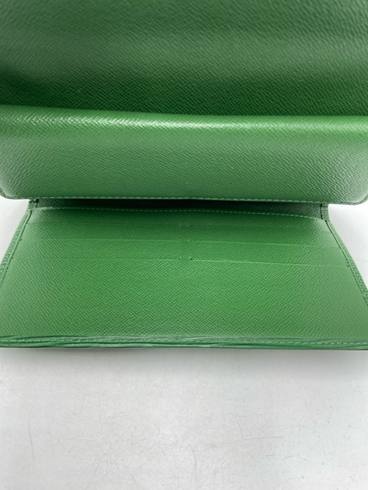 Louis Vuitton Green Epi Leather Trifold Interior pocket Wallets