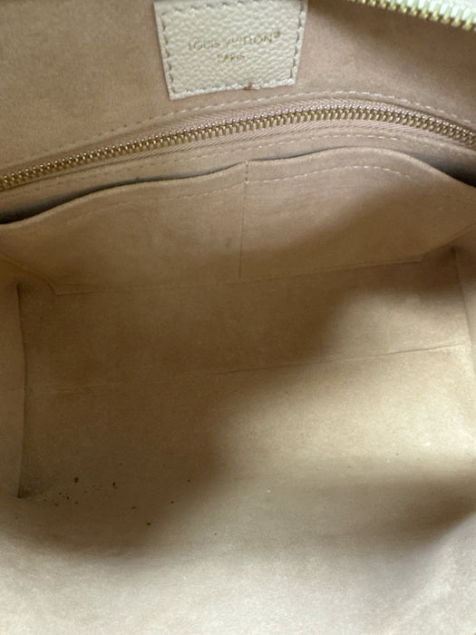 Louis Vuitton Beige Leather Embossed Monogram Empreinte Pouch Inc. Bag