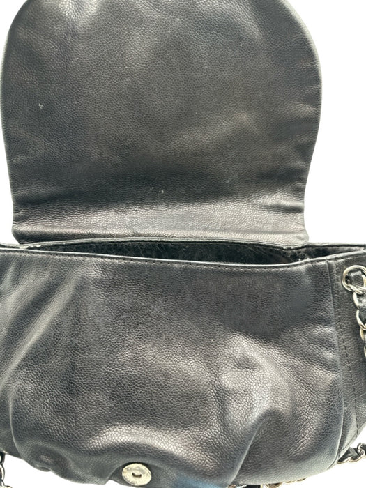 Chanel Black & Silver Caviar Leather Quilted Detail Chain Strap Shoulder Bag Bag Black & Silver / M