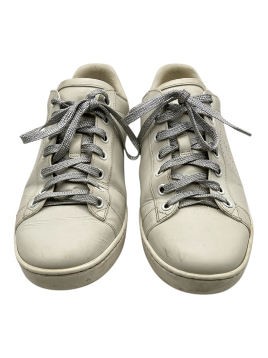 Gucci Shoe Size 39 White & Silver Leather Upper Metallic Thread Solid Sneakers White & Silver / 39
