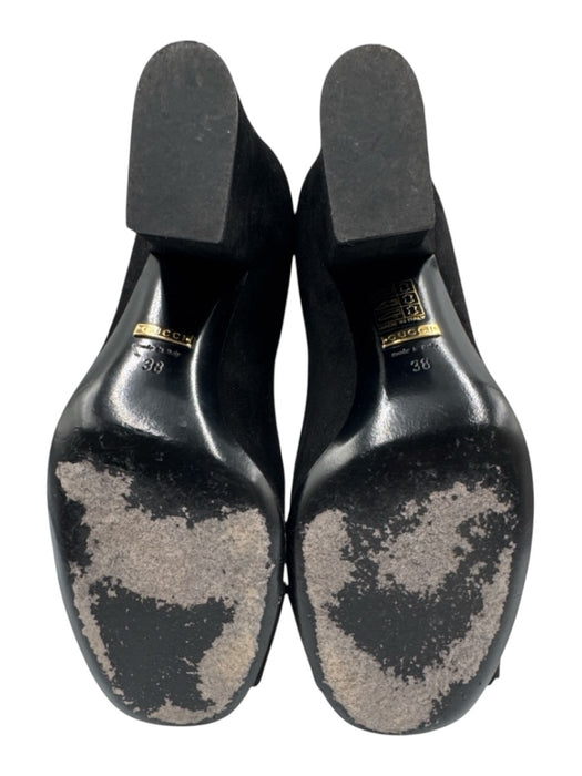 Gucci Shoe Size 38 Black Suede leather Block Heel Buckle Gold Hardware Pumps Black / 38