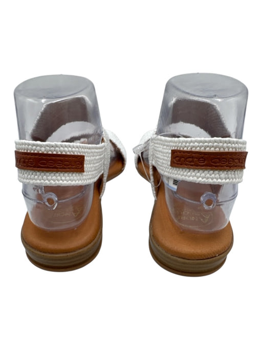 Andre Assous Shoe Size 8 white & tan Leather Raffia Straps Round Toe Sandals white & tan / 8