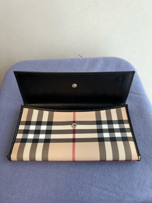 Burberry Beige Coated Cotton Leather trim Nova Check Snap Closure Long Wallets