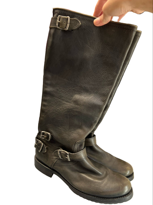 Frye Shoe Size 9.5 Greenish Black Leather Almond Toe Back Zip Moto Boots