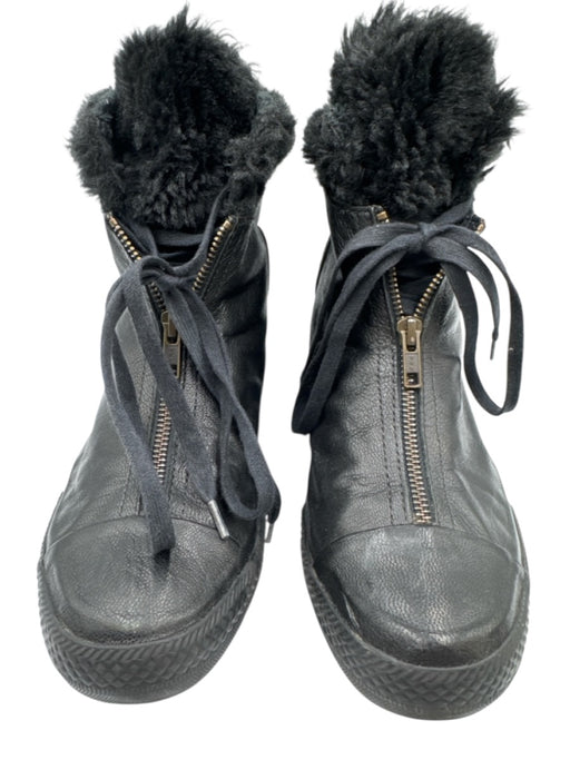 Converse Shoe Size 8 Black Leather Upper Faux Fur Lining Zip Front Booties Black / 8