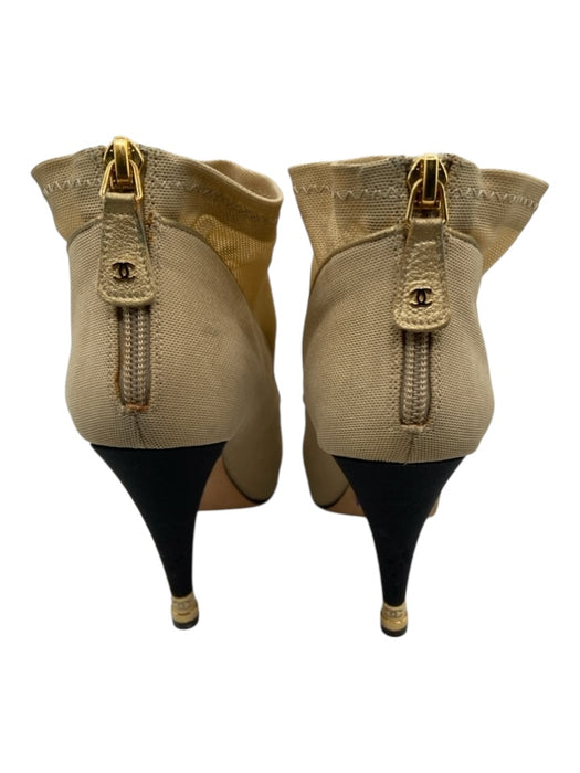 Chanel Shoe Size 38.5 Beige & Black textile upper Mesh Cap Toe Back Zip Booties Beige & Black / 38.5