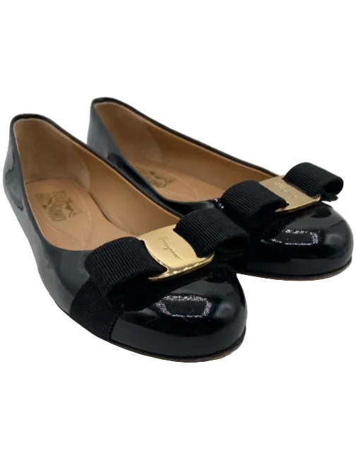 Ferragamo Shoe Size 6.5 Black Patent Leather Bow GHW Flats