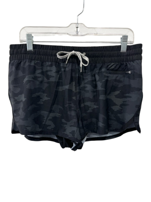 Vuori Size L Black & Gray Polyester Blend Elastic & Drawstring Waist Camo Shorts Black & Gray / L