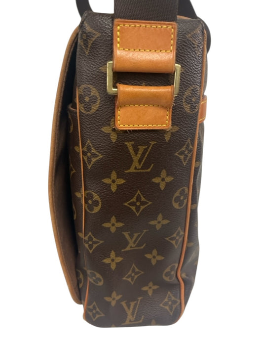 Louis Vuitton Brown Print Coated Canvas Leather Accent Monogram Messenger Bag Brown Print