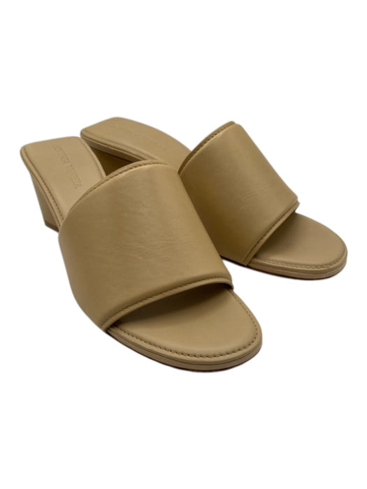 Bottega Veneta Shoe Size 35.5 Beige Leather Upper open toe Block Heel Sandals Beige / 35.5