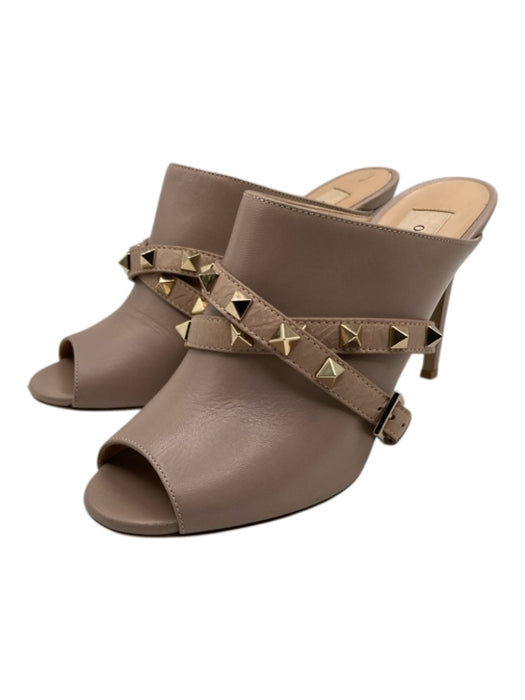 Valentino Shoe Size 36 Blush Pink Leather Peep Toe Rock Studs Buckle Sandals Blush Pink / 36