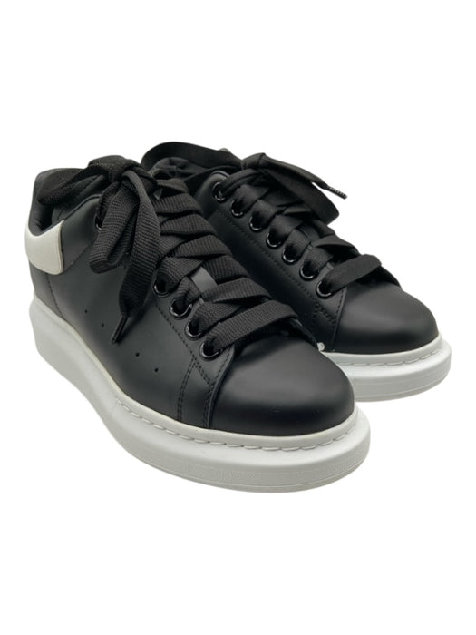 Alexander McQueen Shoe Size 37.5 Black & White Leather round toe Sneakers Black & White / 37.5