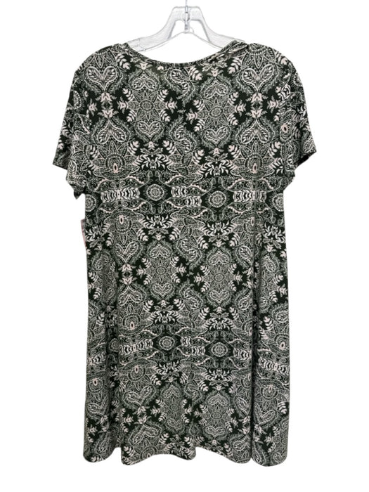 Show Me Your Mumu Size M Green & Light Pink Polyester Blend Floral swing Dress Green & Light Pink / M