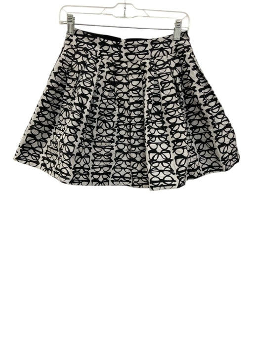 Alice + Olivia Size 0 White & Black Polyester Puff Pleats All Over Print Skirt White & Black / 0