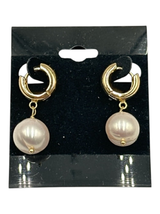 No Brand Pearl Gold Freshwater Pearl Hoop Huggie Earrings Pearl