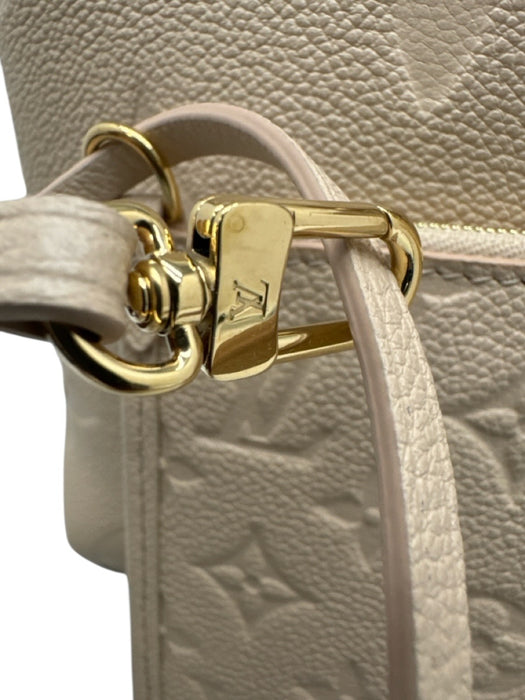 Louis Vuitton Beige Leather Embossed Monogram Empreinte Pouch Inc. Bag Beige / PM