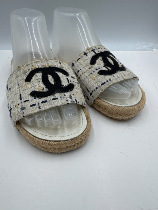 Chanel Shoe Size 38 White, Beige & Black textile upper Tweed Espadrille Sandals