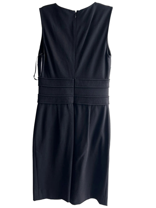 Diane Von Furstenberg Size 2 Black Viscose Blend Round Neck Back Zip Dress