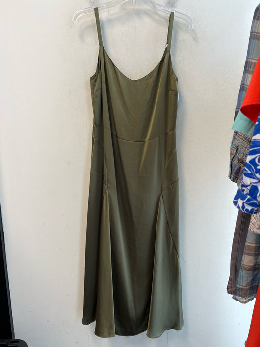 Vince Size 10 Army Green Polyester Side Zip Adjustable spaghetti straps Dress